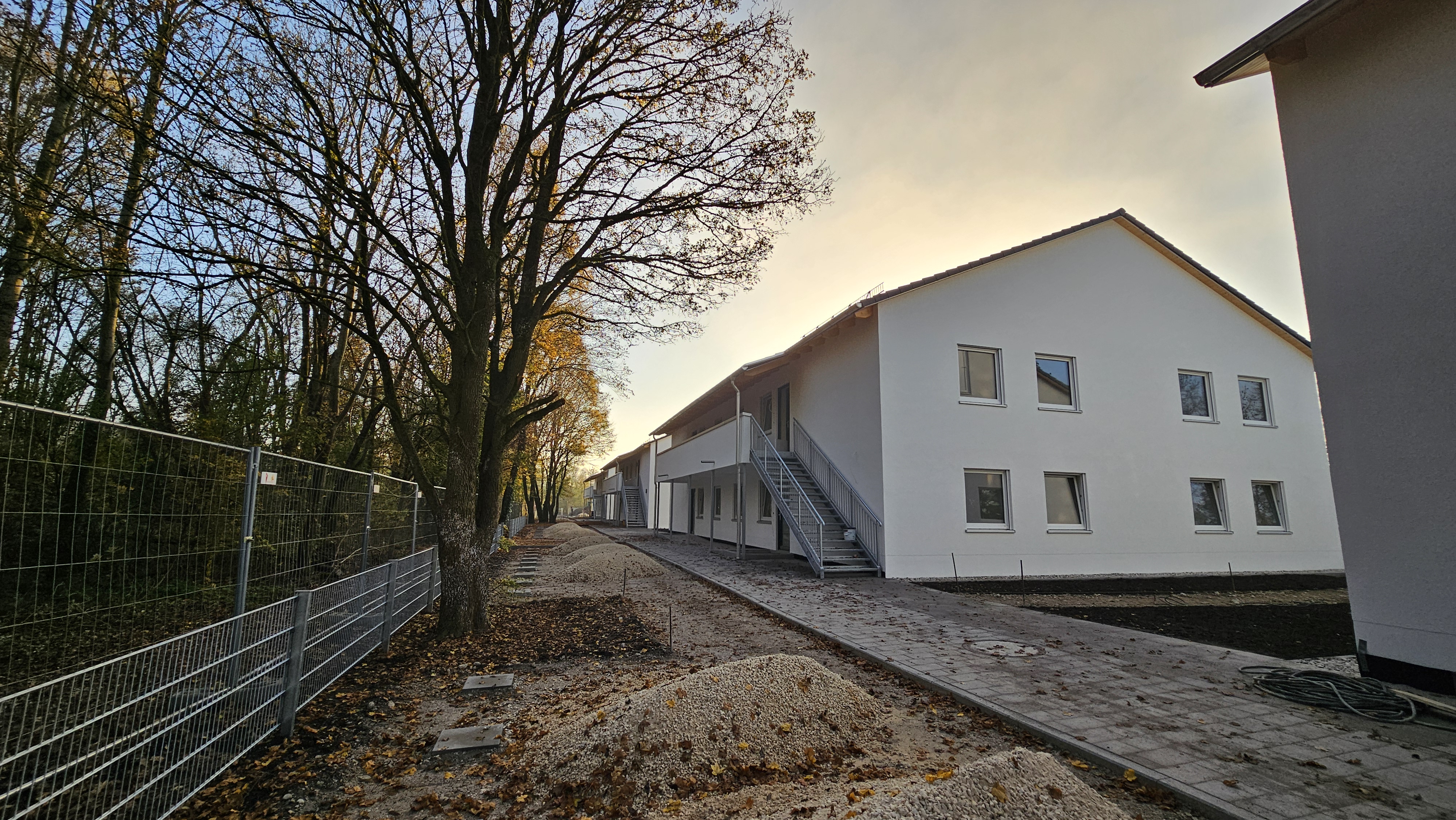 Eröffnung und Segnung der neuen Gemeinschaftsunterkunft in der Kufsteiner Straße in Dachau